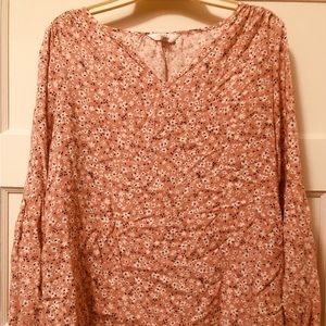 Ladies Blouse, soft material, runs more like a medium